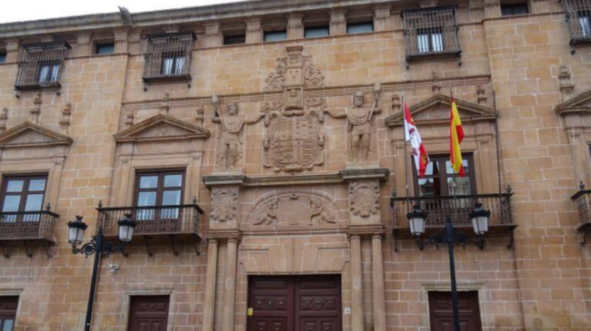 Condenado a 23 años por asesinar con un martillo a su expareja el día de Navidad en Soria