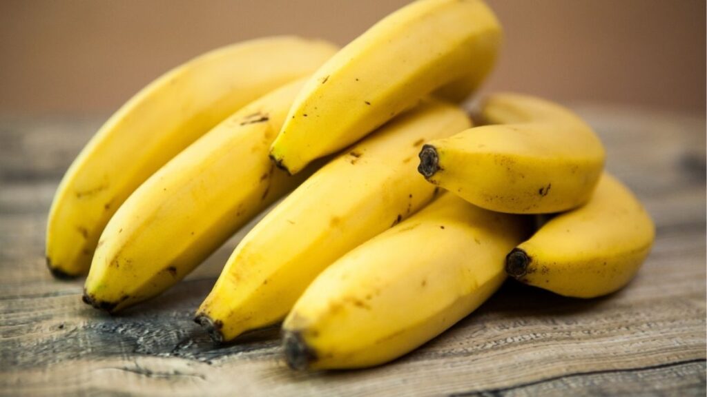 beneficios plátano riñones