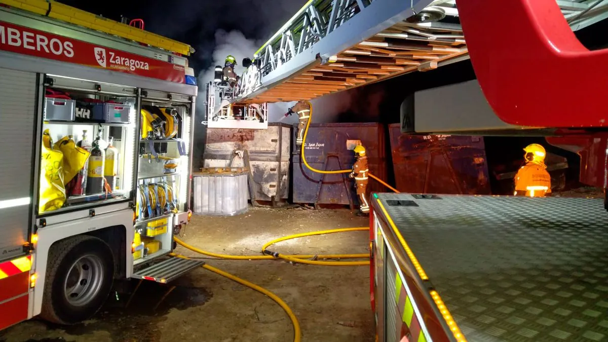 Diez muertos en un incendio en una residencia de mayores de Villafranca de Ebro (Zaragoza)