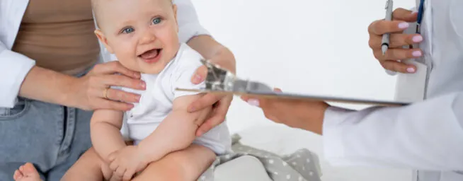 Entendiendo la bronquiolitis: qué es, por qué aparece y cómo saber que no es un catarro