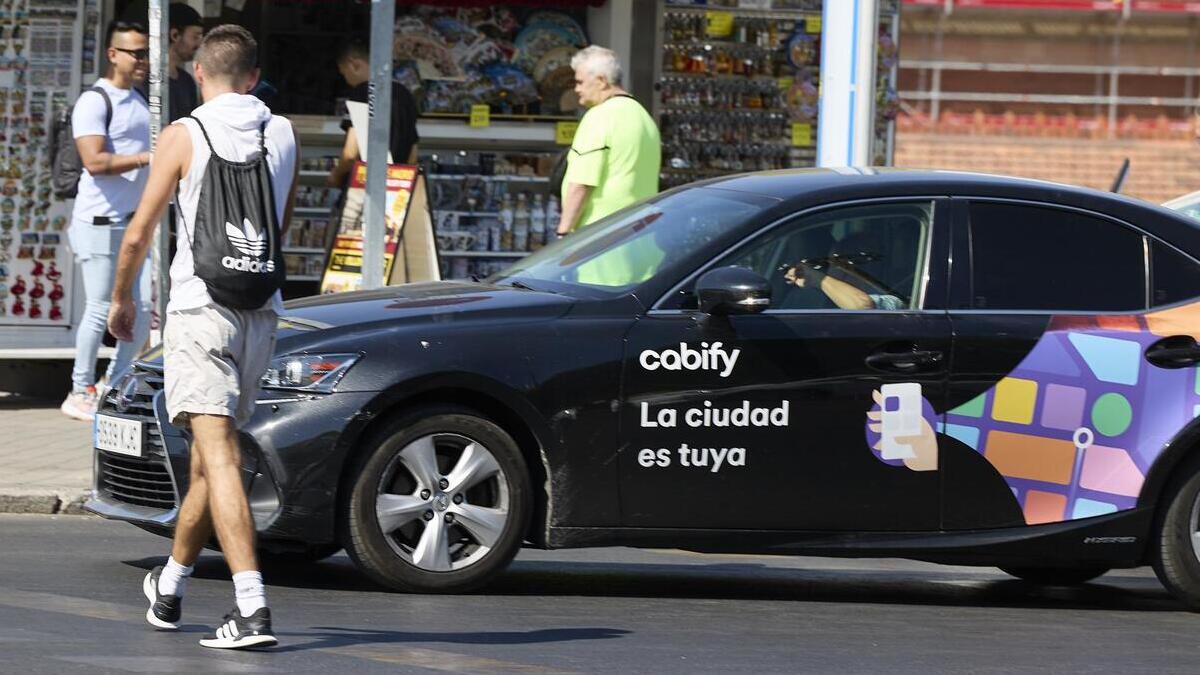 Cabify brinda su apoyo a los afectados por el temporal y dona 150.000 botellas de agua