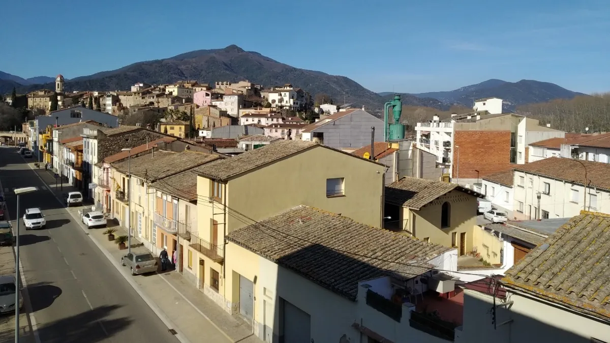 Este es el pueblo más barato de la Costa Brava para comprar casas