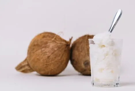 Las indicaciones de un frutero para comprar un coco maduro