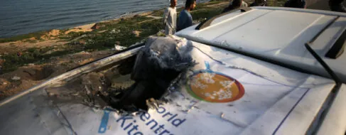 Mueren tres trabajadores de la ONG del chef José Andrés en un ataque israelí en Gaza