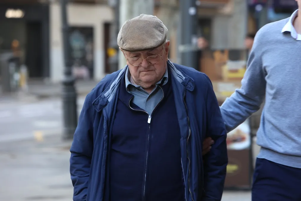 El jurado exculpa a un anciano por matar a un ladrón que entró a robar en su casa