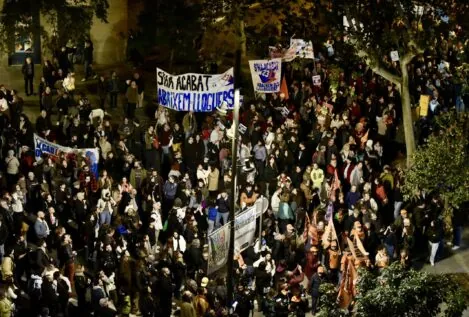 Miles de personas exigen en Barcelona una bajada de los alquileres y plantean una huelga