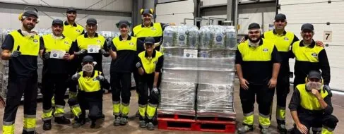 Nestlé dona 15.000 botellas de agua y más de 260.000 kilos de productos por la DANA