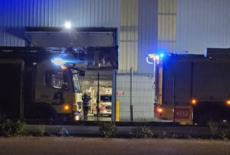 Una fuerte explosión en una fábrica de aluminio en Gozón (Asturias) deja cuatro heridos