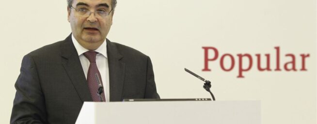 Abren juicio por estafa contra el exdirector del Popular Ángel Ron, 12 directivos y PwC