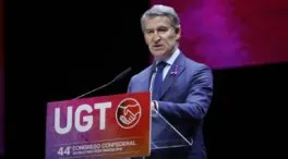 Feijóo rompe la tradición de los líderes del PP y da un discurso en el Congreso de UGT