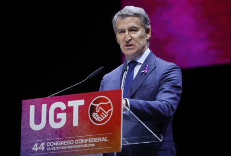 Feijóo rompe la tradición de los líderes del PP y da un discurso en el Congreso de UGT