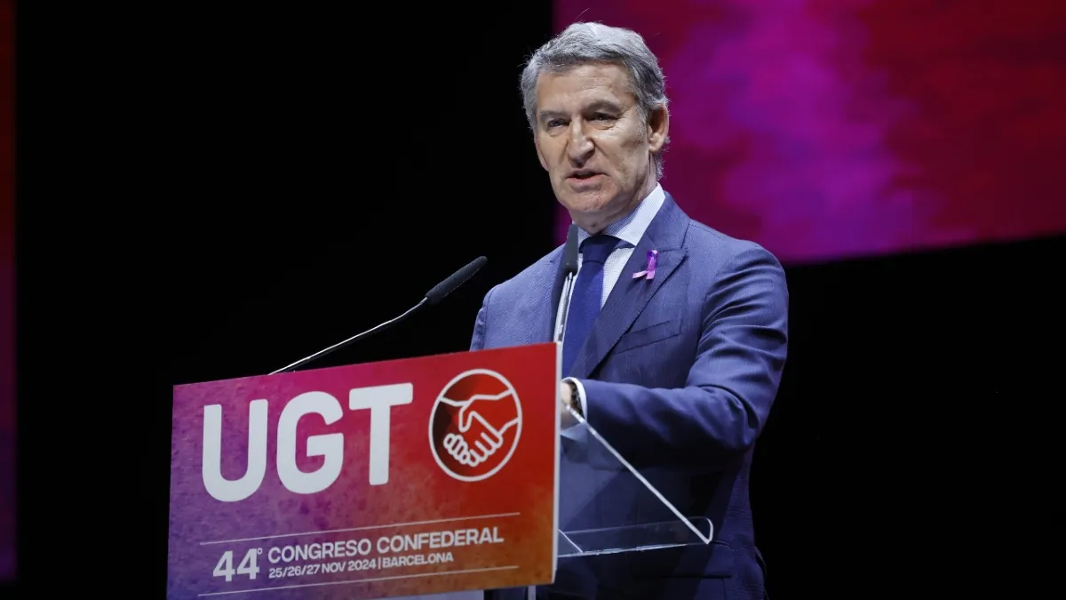 Feijóo rompe la tradición de los líderes del PP y da un discurso en el Congreso de UGT