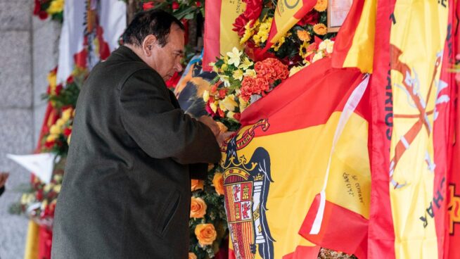 Una veintena de ciudades celebran misas en honor a Franco y las víctimas piden sanciones