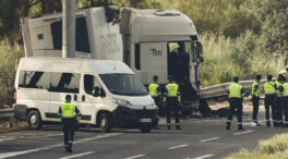 Un muerto y tres heridos tras una colisión entre un camión y una furgoneta en Burgos