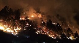 Regresan a casa los 200 vecinos evacuados por el incendio en La Palma: «Un gran susto»