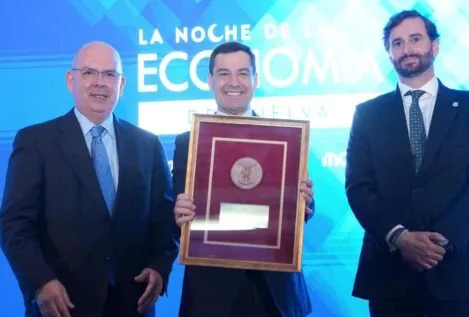 Moreno felicita a Huelva por consolidarse como la «capital industrial» de Andalucía desde 2021