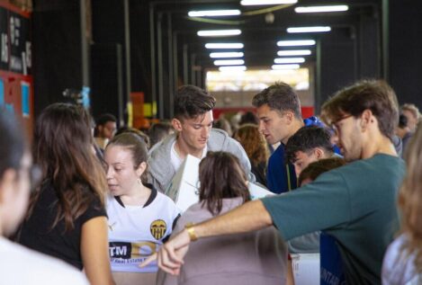 El Valencia CF donará la taquilla del primer partido en Mestalla a los afectados por la DANA