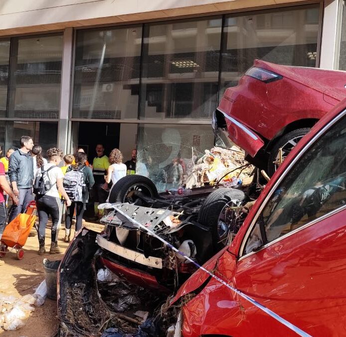 Albert, José... la unidad 'invisible' de mossos que abrió paso a la ayuda en el centro de la tragedia