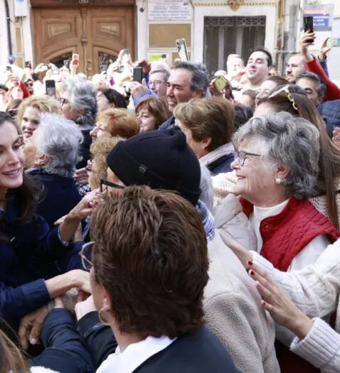 La visita de los Reyes a Valencia tras el temporal, en imágenes