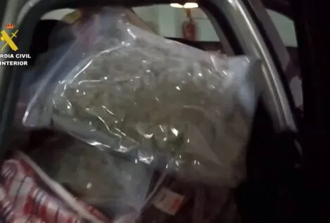 Detenido un varón con 67 kilos de marihuana en el coche a la altura de Villarrobledo (Albacete)