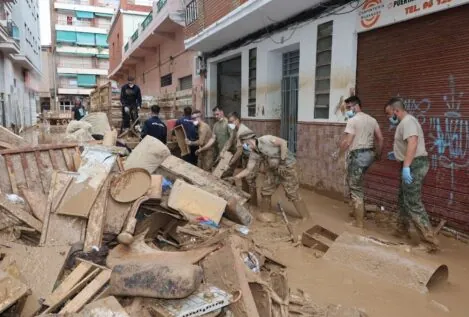 Sánchez anuncia que ya hay 14.898 militares, policías y guardias civiles en Valencia