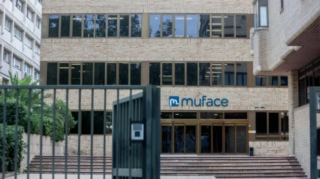 Los médicos autónomos recurren el concierto sanitario de los 'hermanos' de Muface