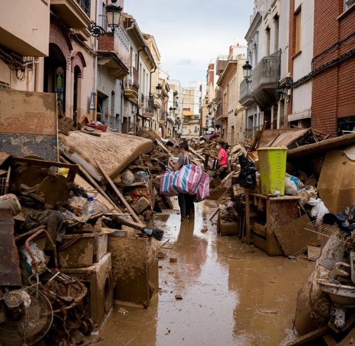 Última hora del temporal en España, en directo | Mazón pide 31.000 millones al Gobierno para los afectados por la DANA