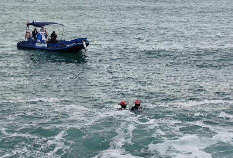 Continúa la búsqueda del hombre que saltó al mar para intentar salvar a su perro en Gerona