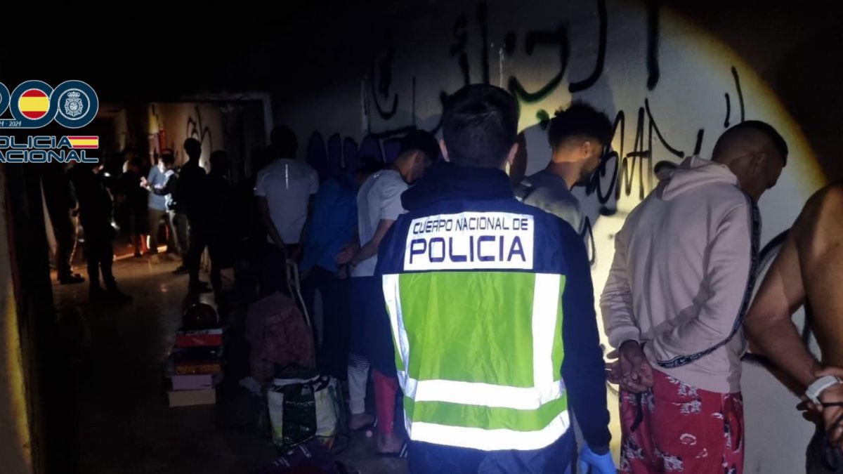 La Policía Nacional detiene a 20 personas por robar en las zonas afectadas por la Dana