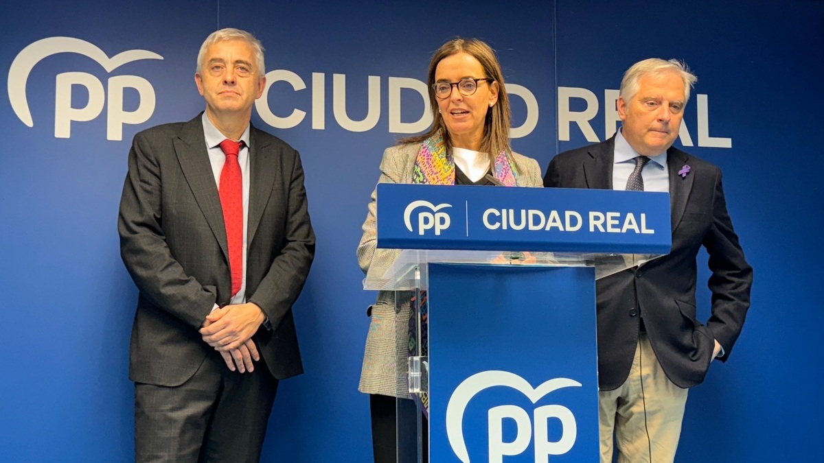 El PP avisa de que el Gobierno no descarta el centro de acogida del aeropuerto de Ciudad Real