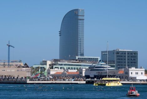 Desconvocan la huelga de los amarradores del puerto de Barcelona tras el pacto con la patronal