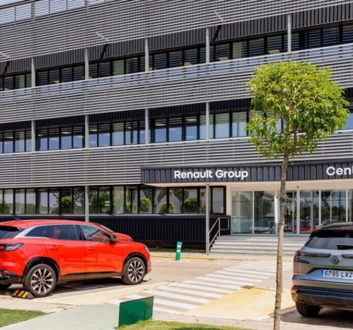 Renault Group donará un millón de euros a los afectados por la DANA y ayudará en movilidad