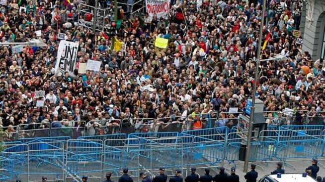 'Rodea el Congreso' llega a los juzgados 12 años después: 21 activistas, al banquillo de acusados