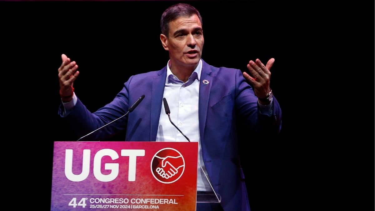 Sánchez acusa a la derecha de tener como único proyecto político los bulos y las mentiras