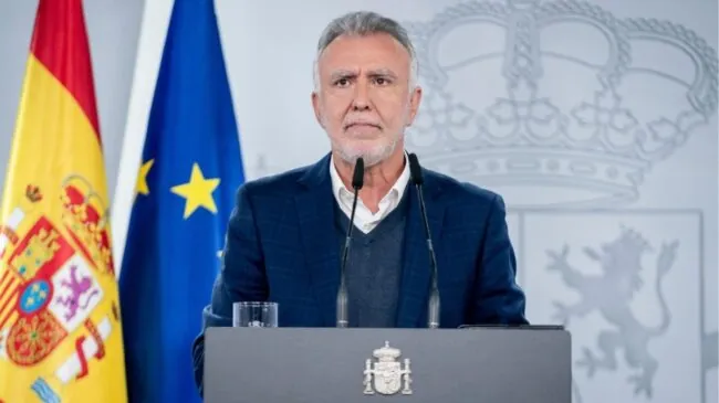 El Gobierno paga a Torres tres viajes a Canarias sin actos oficiales y solo con entrevistas