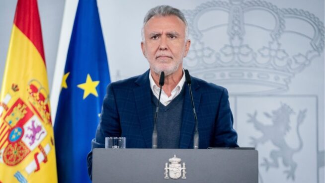 El Gobierno paga a Torres tres viajes a Canarias sin actos oficiales y solo con entrevistas