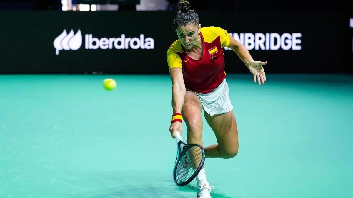 España se despide de la Billie Jean King Cup de Málaga tras las derrotas de Badosa y Sorribes