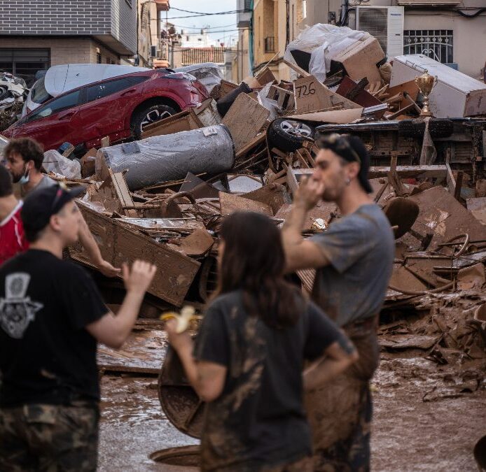 Última hora del temporal en España, en directo | Asciende a 211 el número de muertos confirmados por la DANA