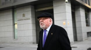 La Audiencia condena a ocho años de cárcel a Villarejo por espionaje a Luis del Rivero