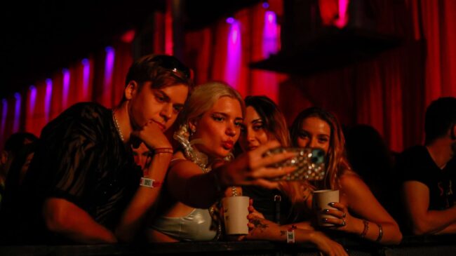 El 52% de las mujeres de 18 años de Barcelona ha sufrido acoso sexual, según el Ayuntamiento