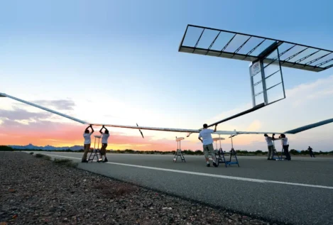 La OTAN baraja lanzar drones alimentados por energía solar por las interferencias en los GPS