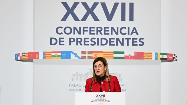 La presidenta de Cantabria, anfitriona de la Conferencia, admite estar «decepcionada»