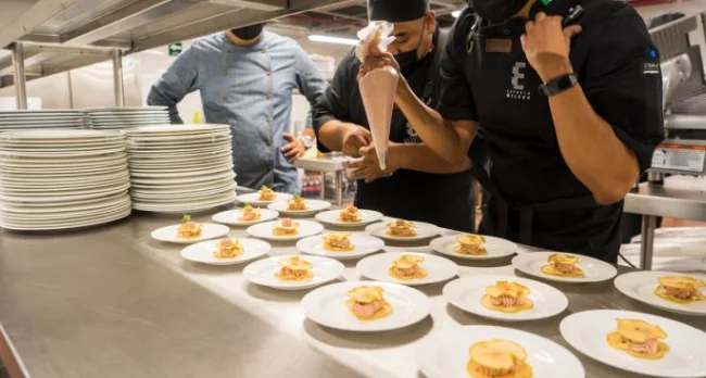 El elefante en la cocina: el cuidado del talento que la hostelería no puede ignorar
