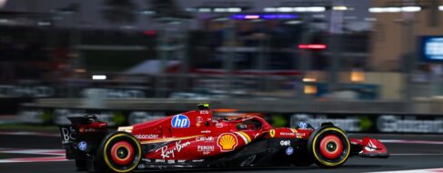 Sainz, a un paso de ultimar la remontada idílica de Ferrari en Abu Dhabi