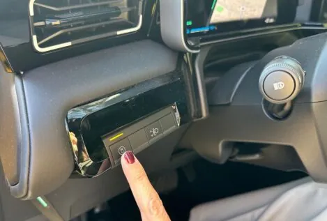 Las marcas ponen botones para desactivar las ayudas a la conducción porque son molestas