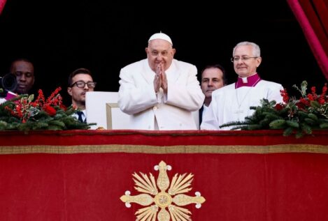 El Papa pide en el mensaje de Navidad que «callen las armas» en Ucrania y Oriente Medio