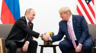 Rusia afirma que «varios países» se ofrecieron para acoger una reunión entre Putin y Trump