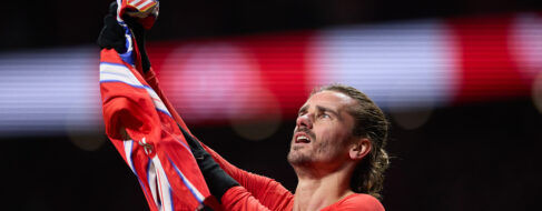 El Atlético de Madrid remonta (4-3) al Sevilla para seguir su gran racha