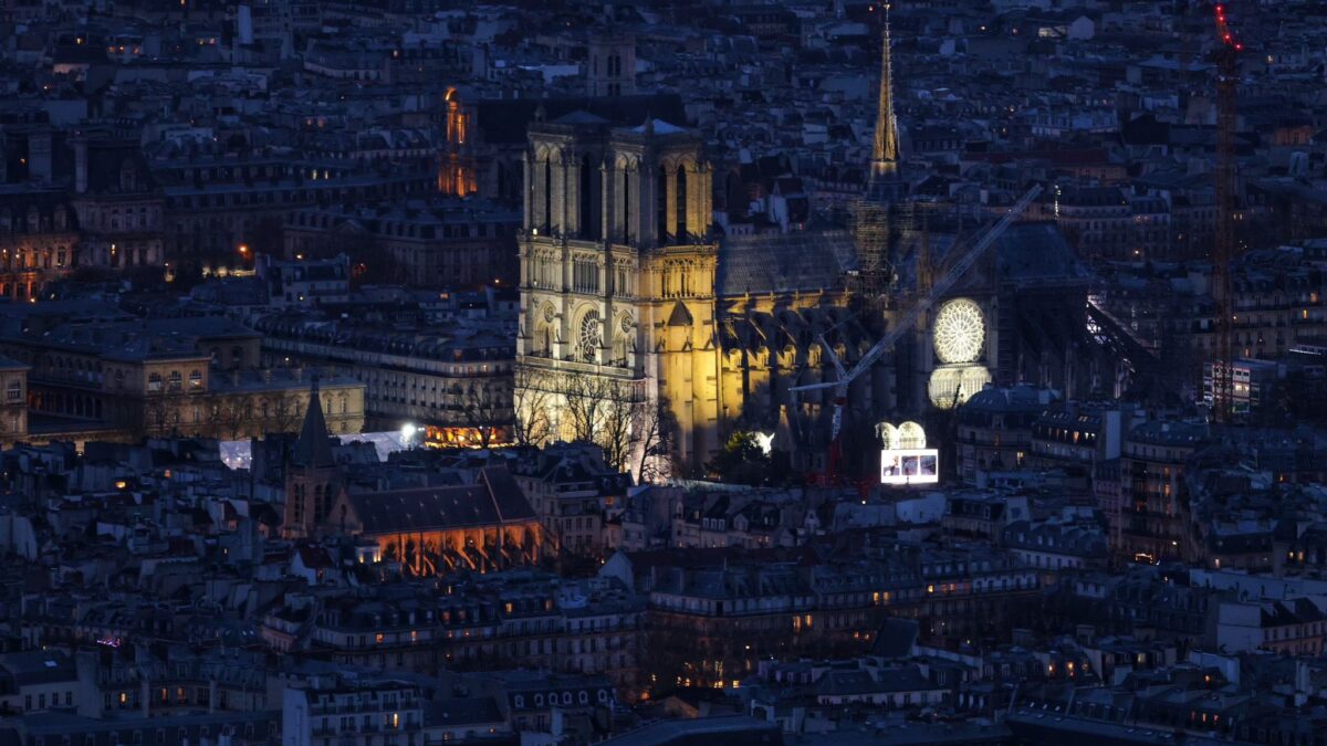 Notre Dame da las gracias al mundo en su reapertura cinco años después del incendio