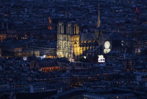 Notre Dame da las gracias al mundo en su reapertura cinco años después del incendio